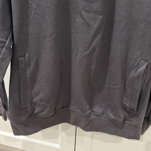 Men’s Penn State Sweatshirt - Picture 5 of 5